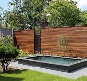 mooie schutting tuin
