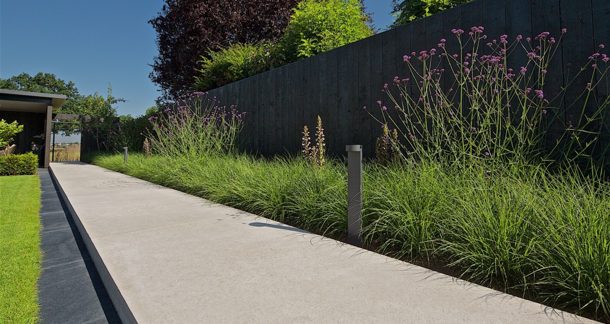 landelijke moderne tuin